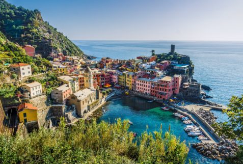 Cinque, Italie